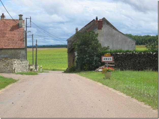 village anus