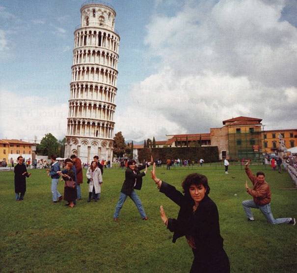Tourists and the Leaning Tower of Pizza [Pic]