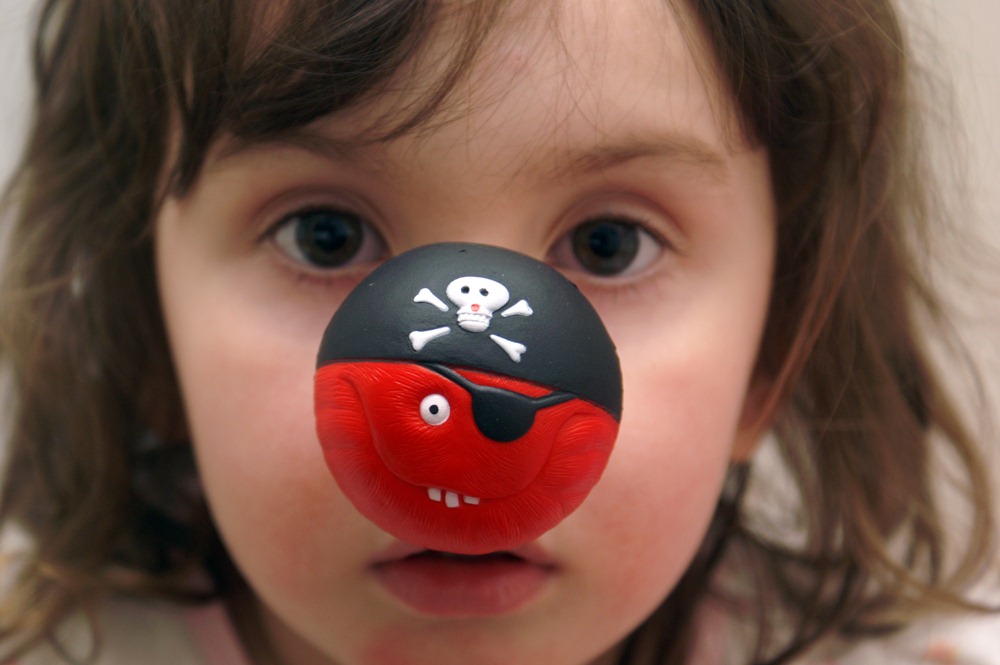 [red nose pirate[3].jpg]