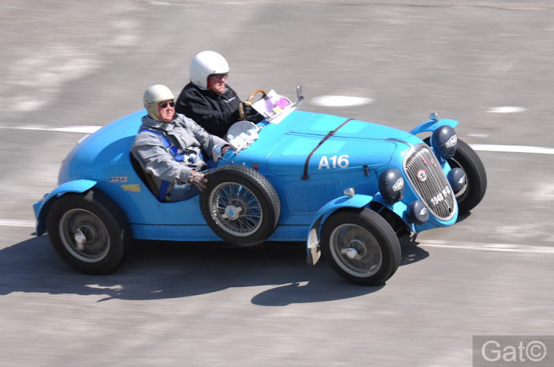 [Image: DSC_0200.JPG]