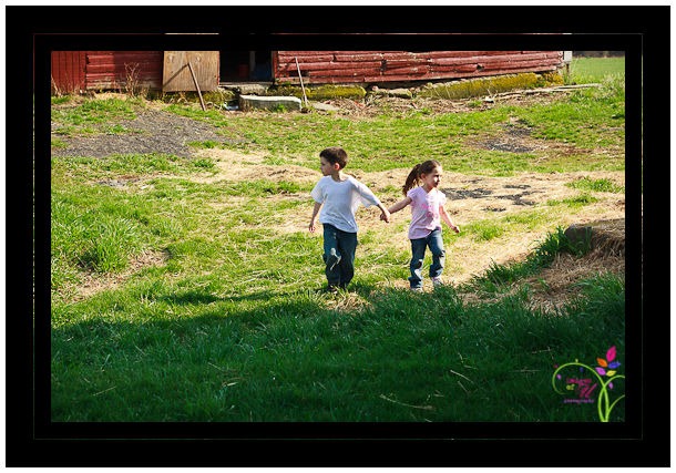 [family_photo_shoot_farm-4[3].jpg]