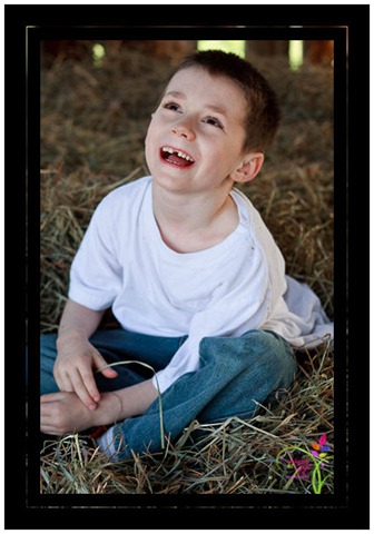 [family_photo_shoot_farm-18[3].jpg]