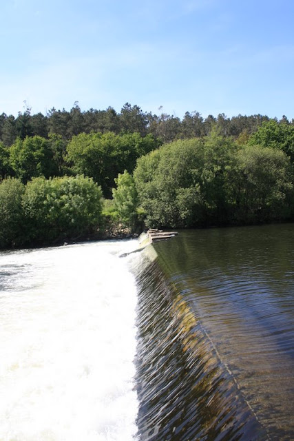 fluss galizien baden strand ufer spanien02.JPG