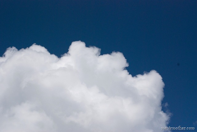 [cloud7.jpg]