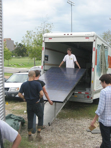 Lots of people help to load up the truck!