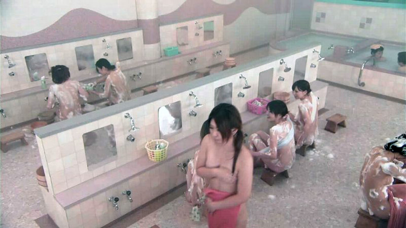 Japan bath voyeur