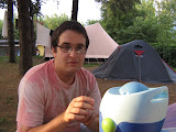 Io che contemplo Pipino Il Breve (Lago di Garda, estate 2006)