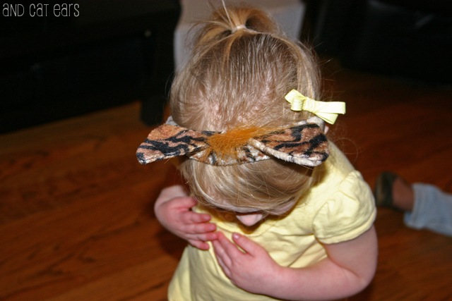 [Houston - Sophie cat ears[10].jpg]