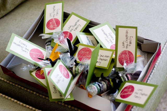 [miscneighborcmasgifts0033.jpg]