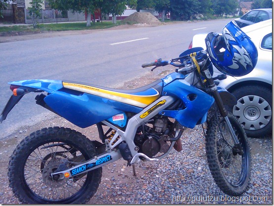 Derbi Senda - Oprire la Horia