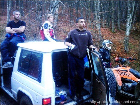 off road pe valea radestiului romania