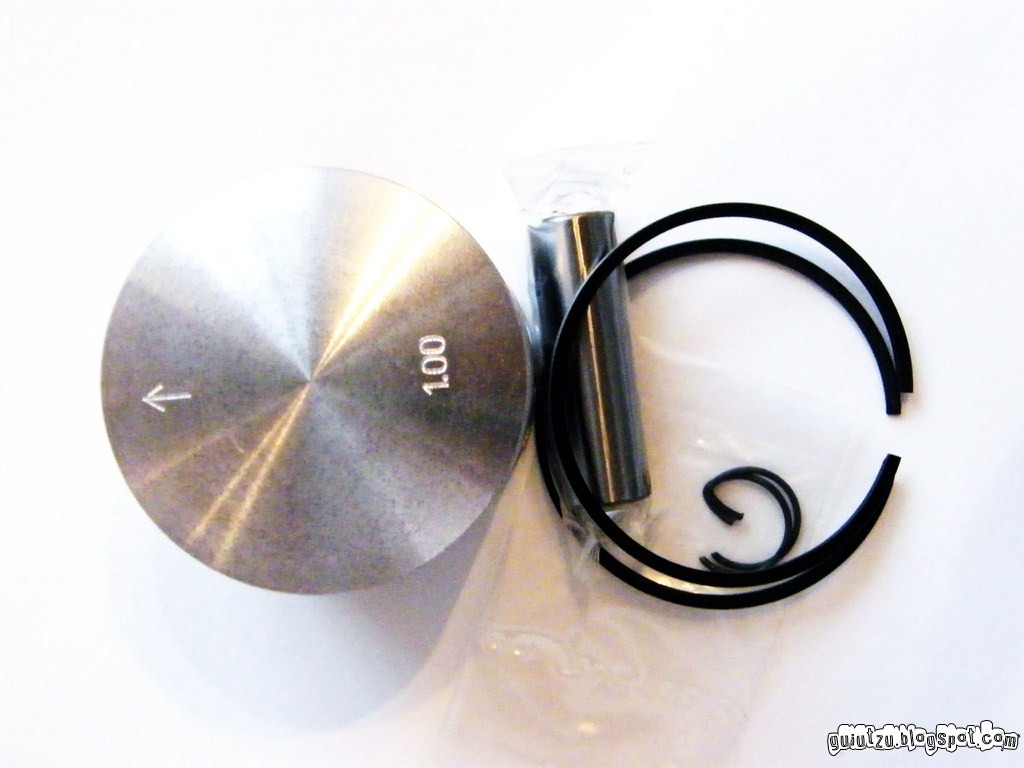 [kit piston motor in 2 timpi[4].jpg]