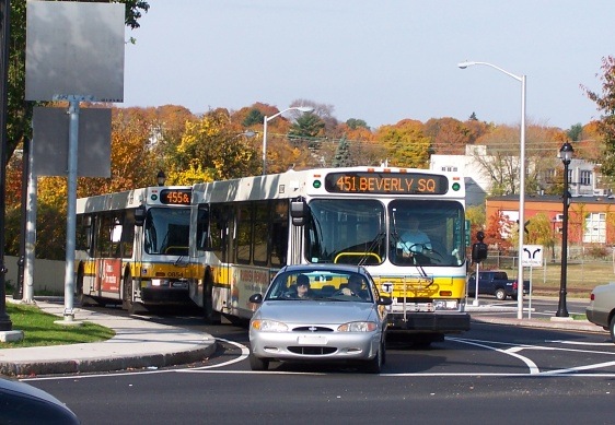[MBTA Buses  2008-11-01 009[3].jpg]