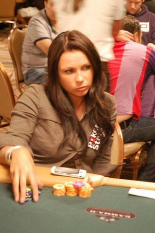 [Pretty-Poker Girls014[6].jpg]