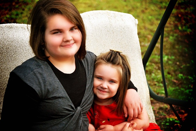 [zoe and sadie 10 09[2].jpg]