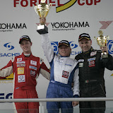 Siegerehrung Rennen 1 Trophy (v.l).2. Francesco Lopez (GER) Francesco Lopez	Dallara F 304	Opel1. Sergey Chukanov (UKR) ArtLine Engineering Arttech F24	Opel3. Luca Iannaccone (ITA) Rhino's Leipert Motorsport Dallara F 304 OpelRennen/Race 1Eurospeedway Lausitz04. Juli 2009