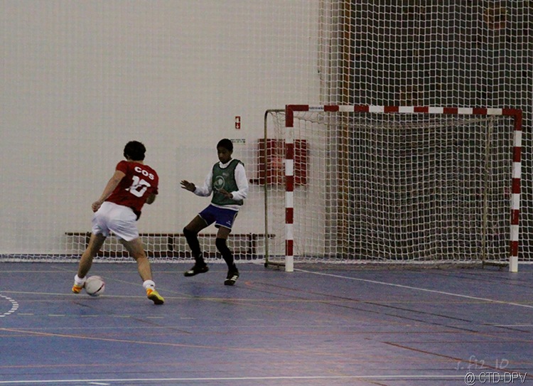 [futsal 10-02-10 019 copy[2].jpg]