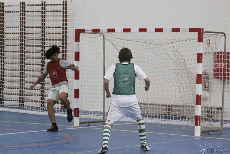 [futsal 10-02-10 189 copy[5].jpg]