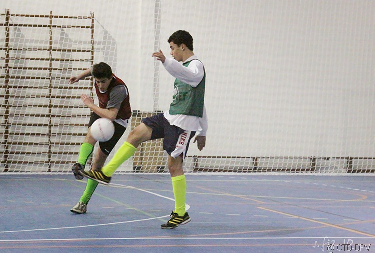 [futsal 10-02-10 271 copy[2].jpg]