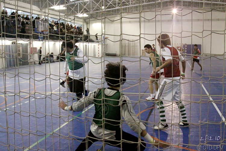 [futsal 10-02-10 366 copy[2].jpg]