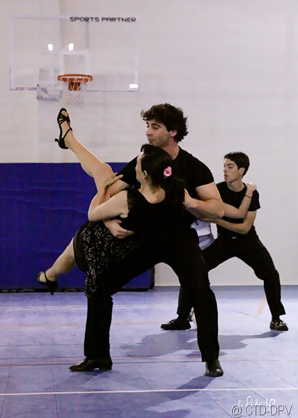 [sarau dpv 207 copy[3].jpg]