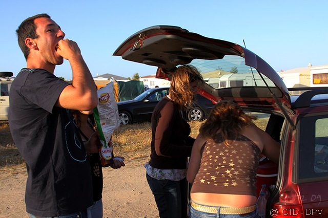 [SMP 052 copy[5].jpg]