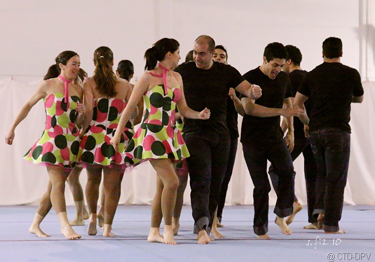 [sarau dpv 243 copy[2].jpg]