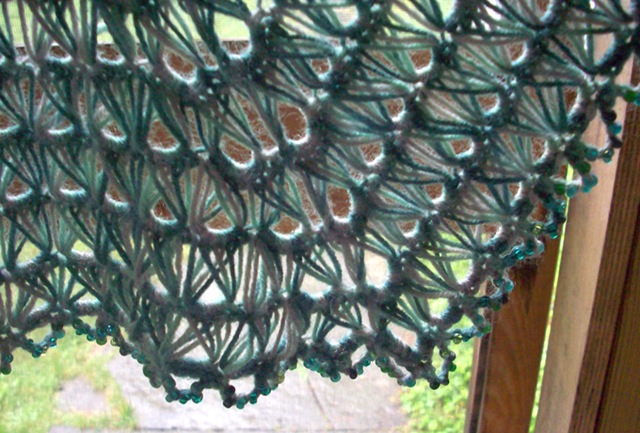 [shawlClose[3].jpg]