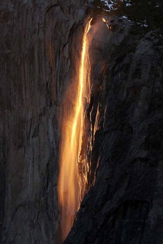[fire waterfall 1 national park[2].jpg]