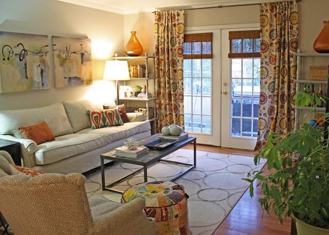 [family room[10].jpg]
