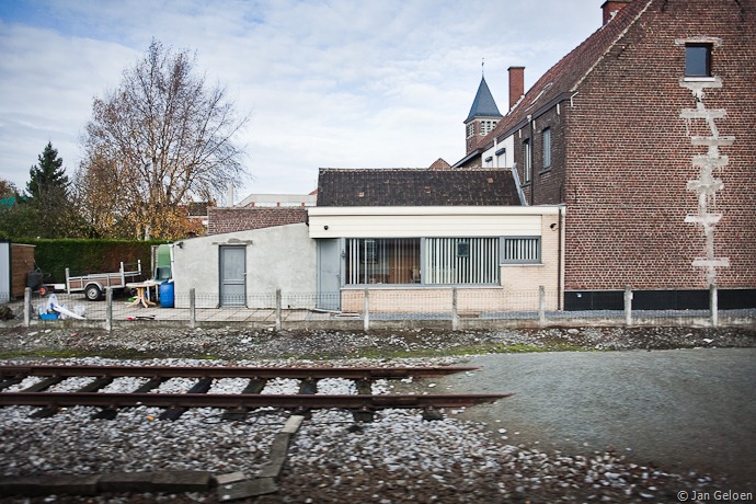 LANGS VLAAMSE WEGEN – KEEREKEWERE
