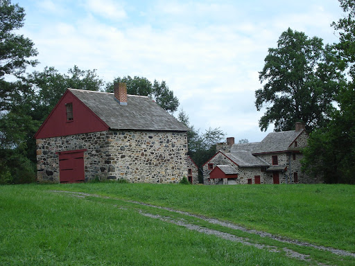 Approach to Gideon Gilpin House