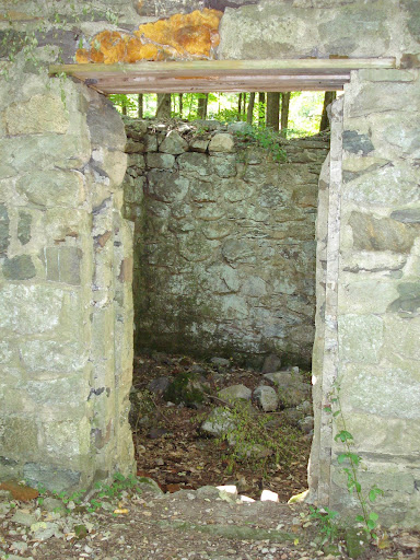 Ice house cellar