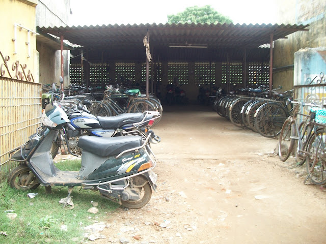Station Stand