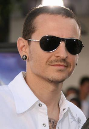 [chester_bennington - linkinsoldiers.com.jpg]