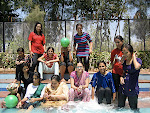 Magnet Gang of Girls