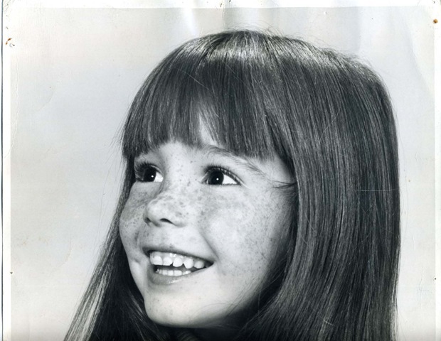 [MoniqueHeadshotSmilinga3.jpg]