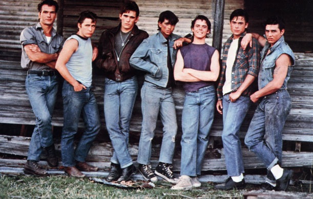 [The-cast-of-The-Outsiders-015[6].jpg]