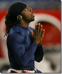 donte-stallworth-praying