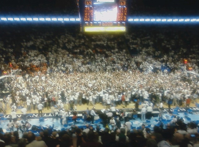 [storming the court[3].jpg]