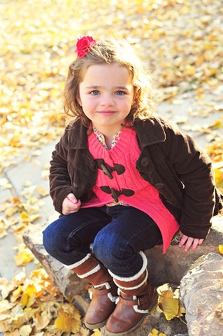 [lolafall2010web[4].jpg]
