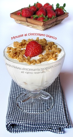 [Mousse ciocco con crumble 3[9].jpg]
