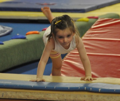 [Gymnastics and Playing in the Water 033[4].jpg]