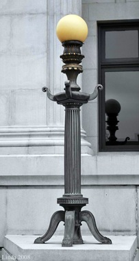 [Lamppost in front of the Bank[5].jpg]