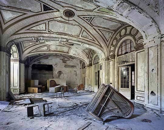 [detroit apartment therapy[3].jpg]