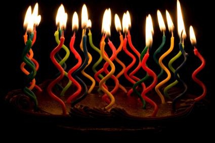 [novelty-birthday-candles[3].jpg]