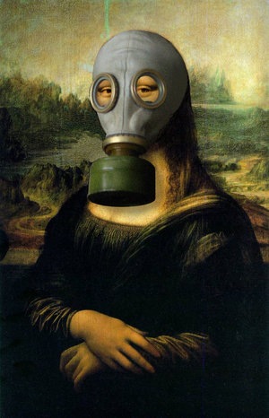 [Mona_Lisa_Wearing_a_Gas_Mask_by_22_Calibur_Armadillo[5].jpg]