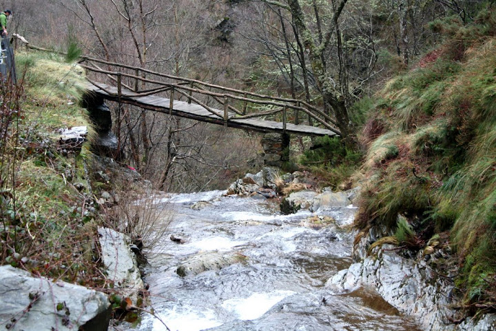 07.Puente,sobre%20C.Sieneira..JPG