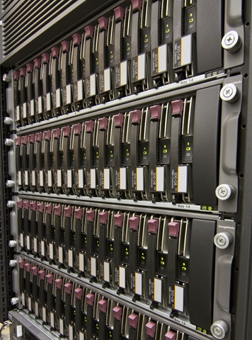 [HardDrivesLotsFotolia_20407366_Subsc.jpg]