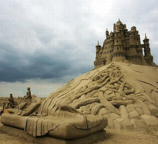 [sand_castles_1[4].jpg]